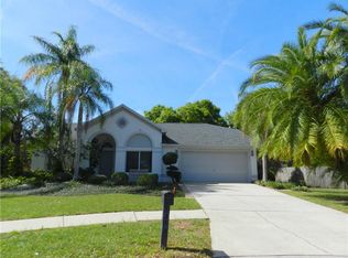 1815 Powder Ridge Dr, Valrico, FL 33594