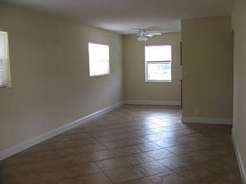3rd image of 3910 NE 21st Ave