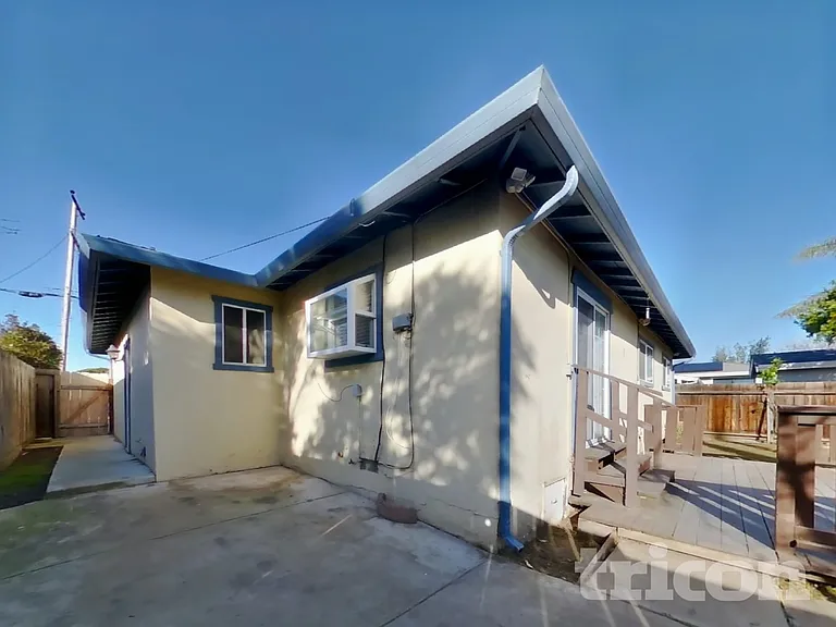 331 El Dorado Dr — Photo 15