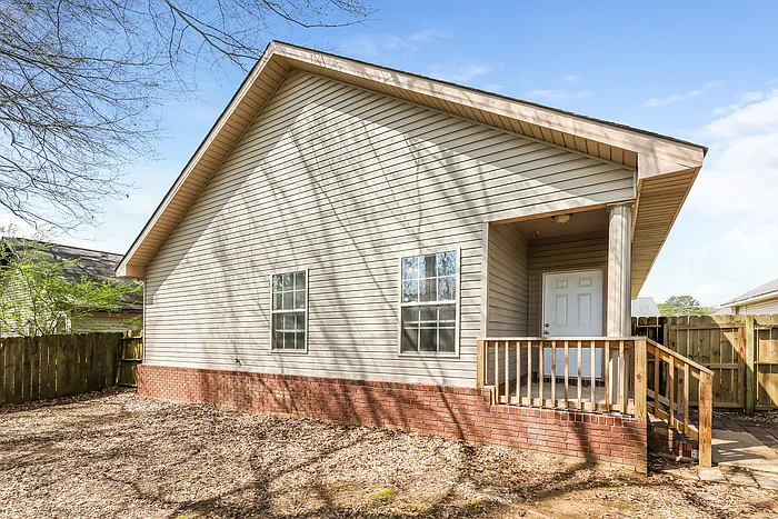 1571 Spencer Dr — Photo 11