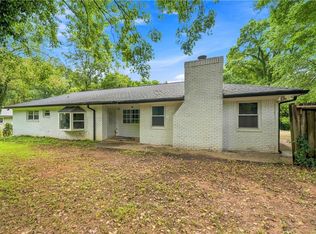 513 Hurt Rd SW, Smyrna, GA 30082