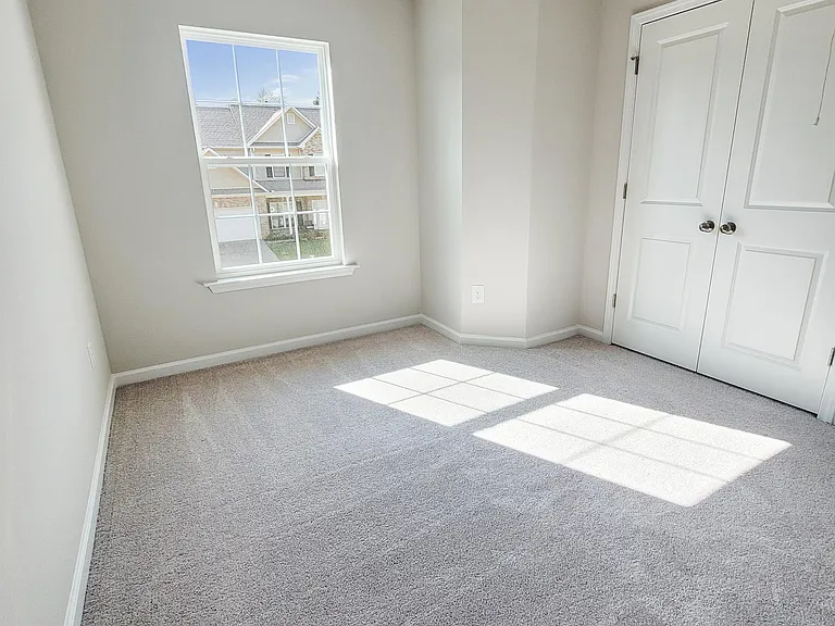 22 Echo Valley Dr — Photo 11