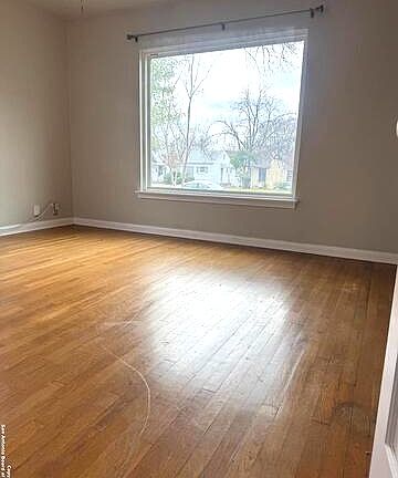 3rd image of 223 Thomas Jefferson Dr #1-L
