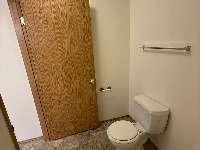 5388 N Hills Dr — Photo 14