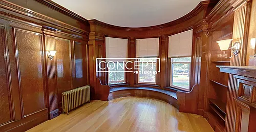 379 Commonwealth Ave Photo 1