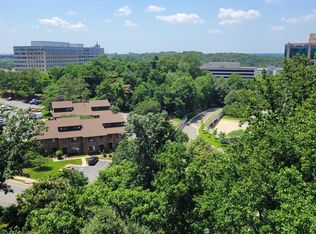 8370 Greensboro Dr APT 908, Mc Lean, VA 22102