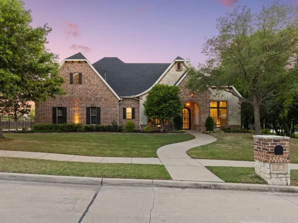 2 Raven Cir, Heath, TX 75032