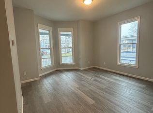 64 Thompson St #1, Springfield, MA 01109