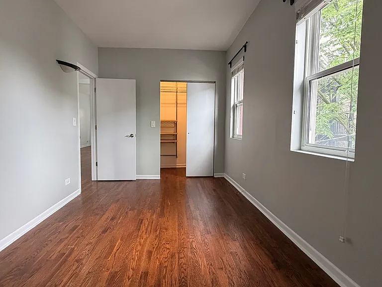 1031 N Paulina St #CH2 — Photo 9