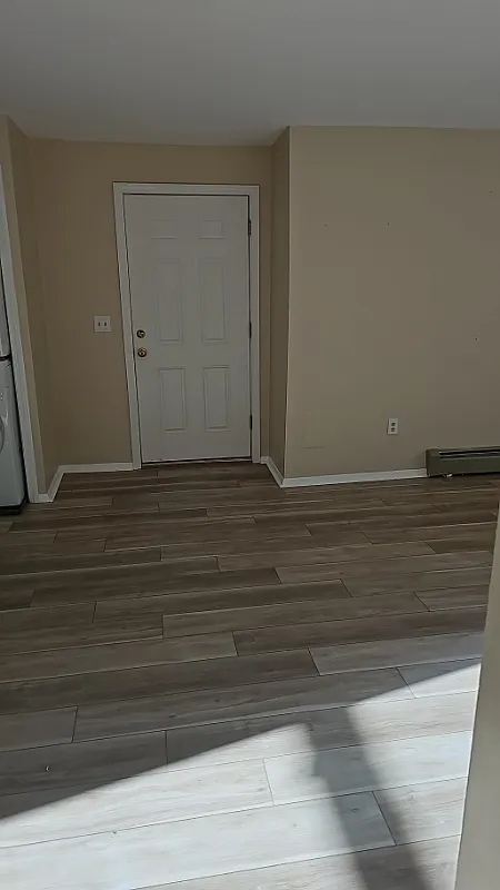 2 bed, 1015 sqft, $2,100 — Photo 1