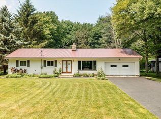 789 Gravel Rd, Webster, NY 14580