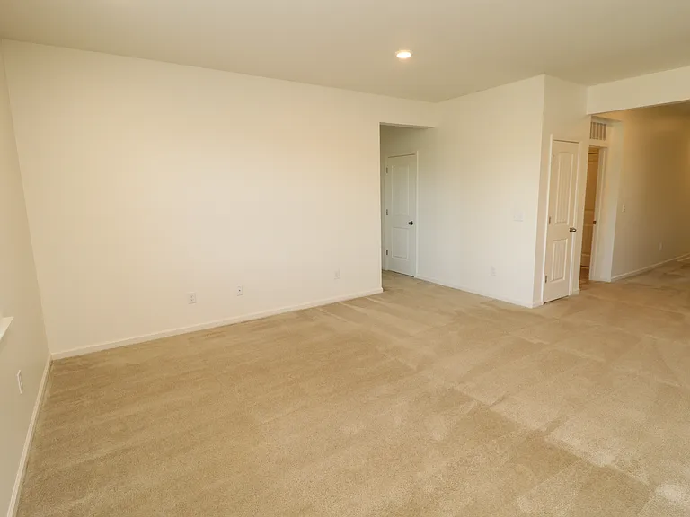 1149 Noor Ln — Photo 13