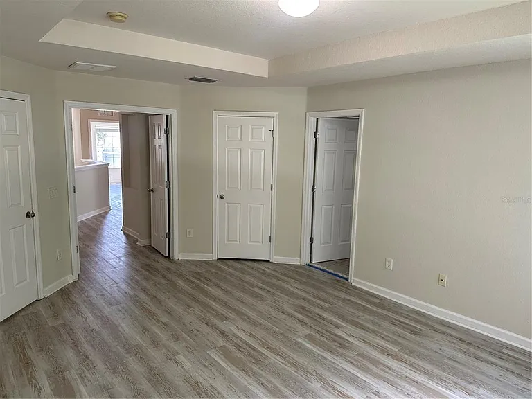 5097 SW 40th Pl — Photo 15