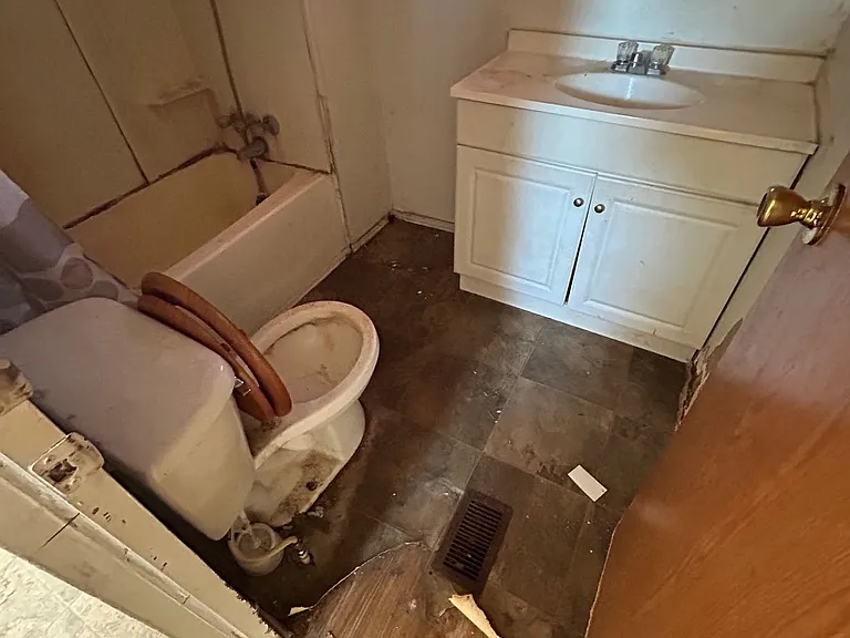 312 Reid Ct — Photo 9