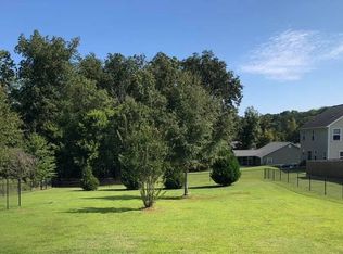 911 Echo Ridge Dr, Duncan, SC 29334