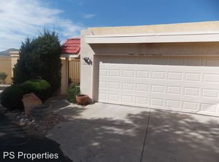 523 Pinon Creek Rd SE, Albuquerque, NM 87123