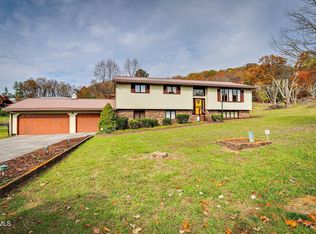 2076 Sharron Rd, Kingsport, TN 37660