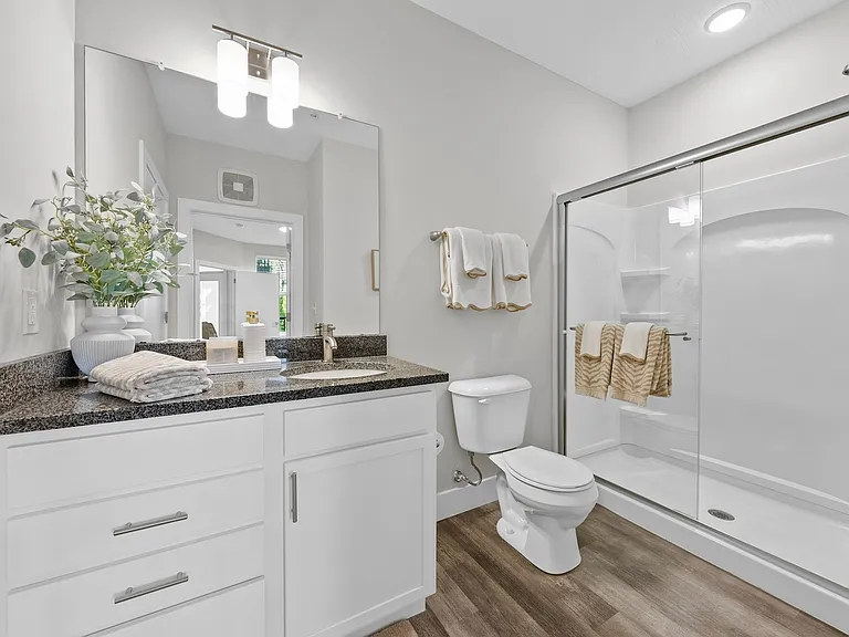 Spacious Bathroom