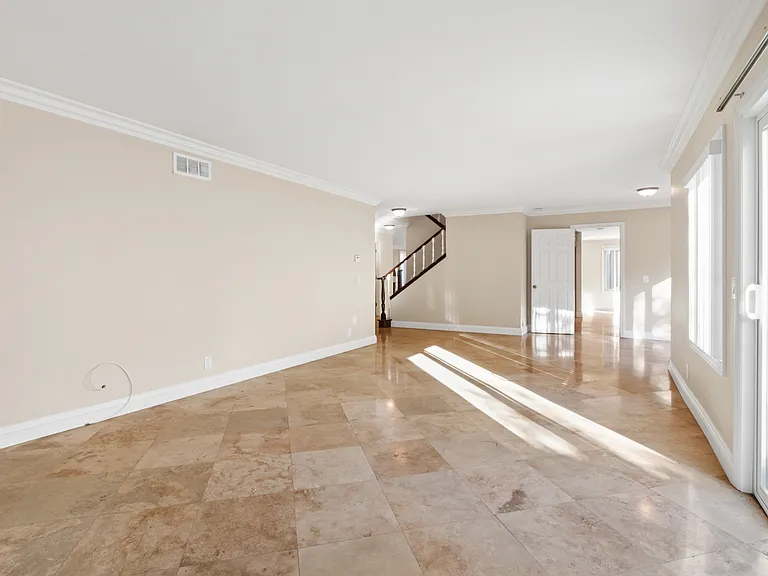 1117 Danielle Dr — Photo 23
