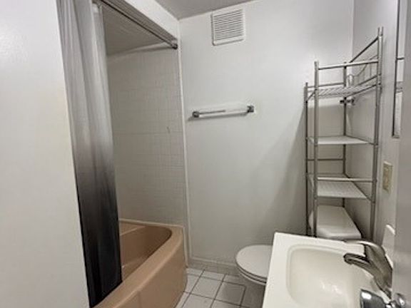 4th image of 119 S 4th St #121-B