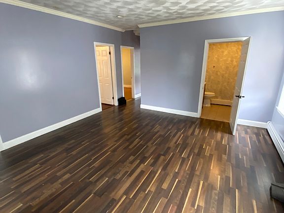 4th image of 159 Beechwood Ave Floor 3