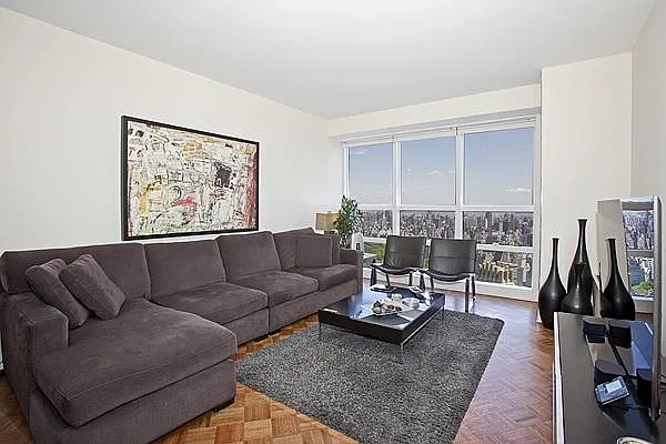 Rented by Park River | media 21