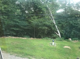 30 Northrop Rd, Bethany, CT 06524