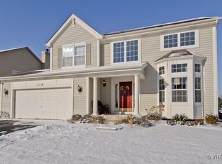 2438 Forsyth Ln, Aurora, IL 60502