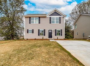 517 Davis St, Statesville, NC 28677