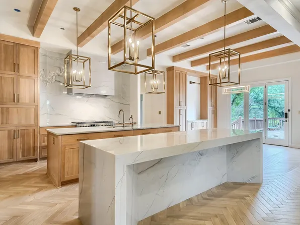 2906 Mill Reef Cv, Austin, TX 78746