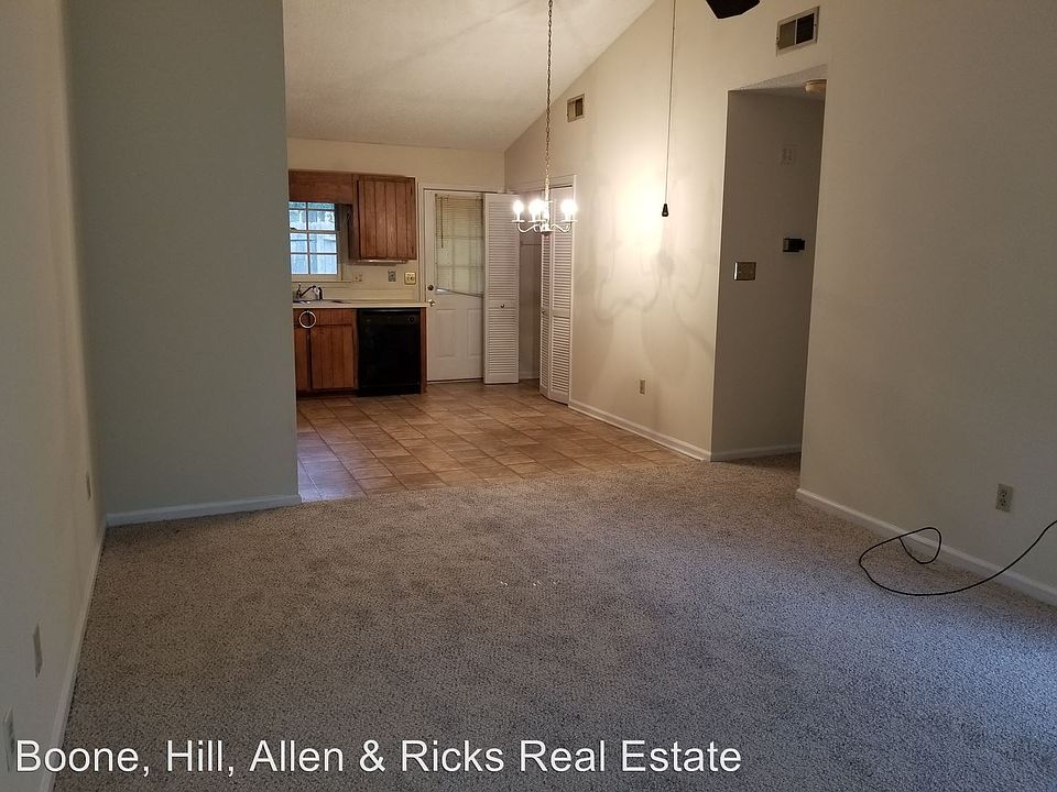 1st image of 212 Pintail Ln