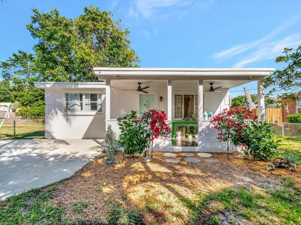 237 SW 3rd Avenue, Delray Beach, FL 33444