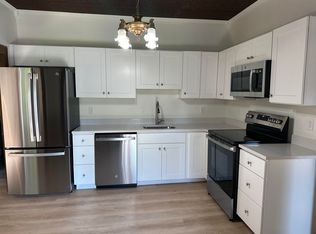 41 Old Pump Rd, Jericho, VT 05465