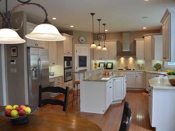 2nd image of 173 Reserve Dr