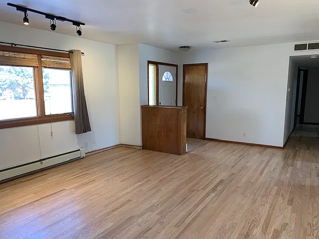 2441 W Elizabeth St — Photo 18