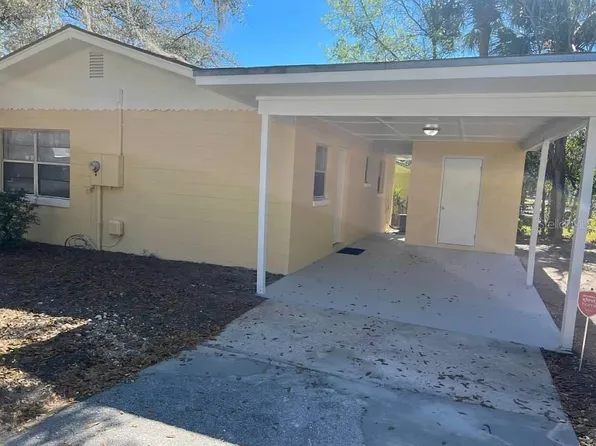811 Beecher St, Leesburg, FL 34748