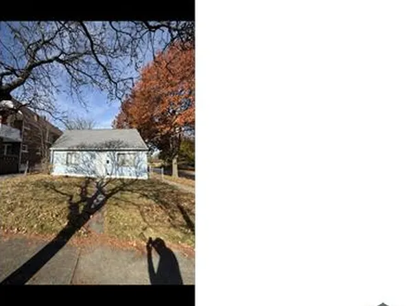 12613 Benham Ave, Cleveland, OH 44105