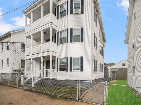 110 Lawn Ave, Pawtucket, RI 02860