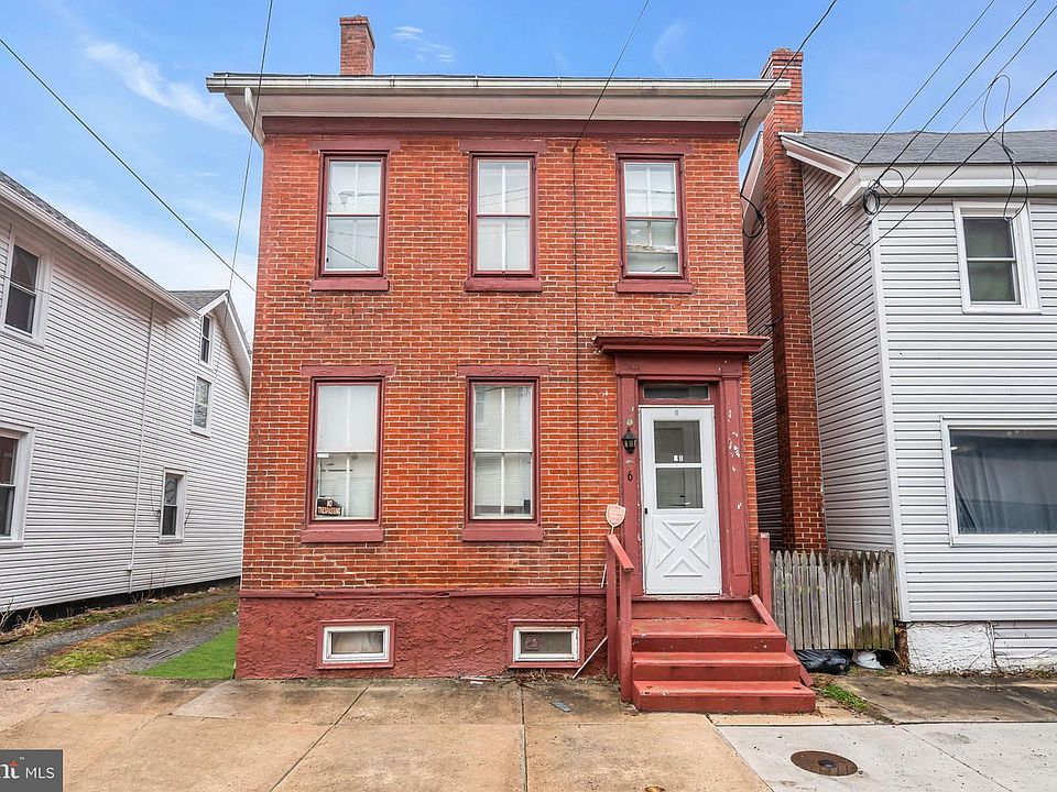 1st image of 6 Walnut St