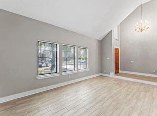 14727 Saint Cloud Dr, Houston, TX 77062