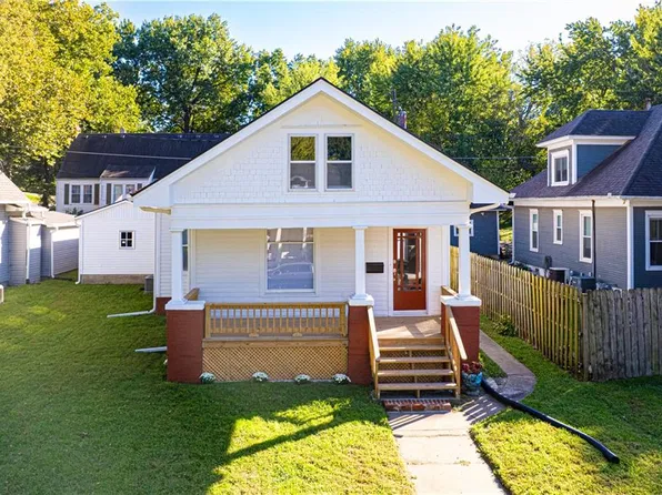 3020 Jules St, Saint Joseph, MO 64501