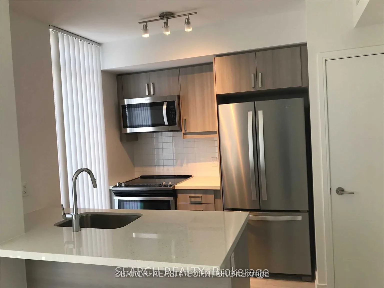 1 bed, $2,400 — Photo 2