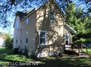 1717 Gnahn St, Burlington, IA