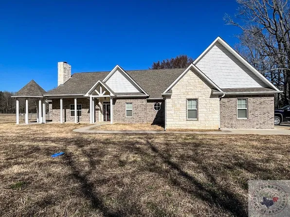 921 County Road 1103, Maud, TX 75567