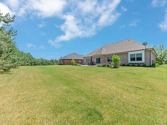4th image of 12851 Mayfair Dr