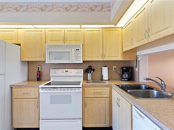 2nd image of 6281 Bahia Del Mar Blvd APT 205