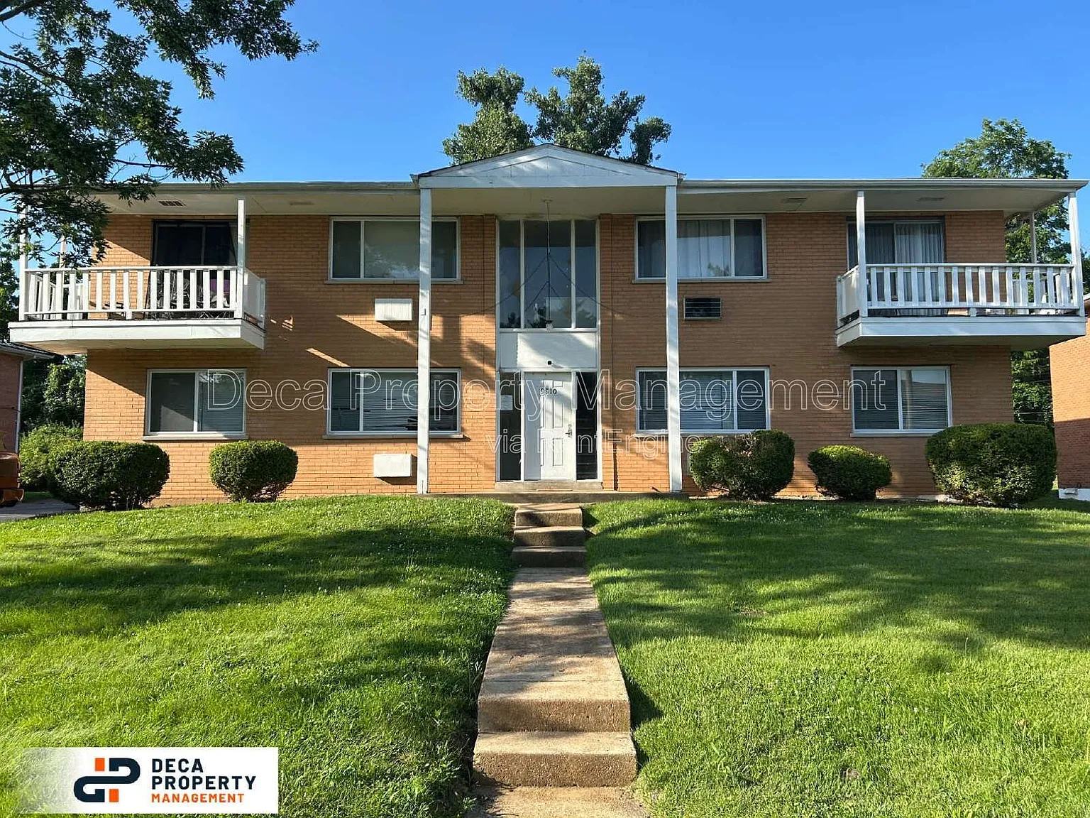 2 bed, 1.0 bath, 880 sqft, $1,100 — Photo 1