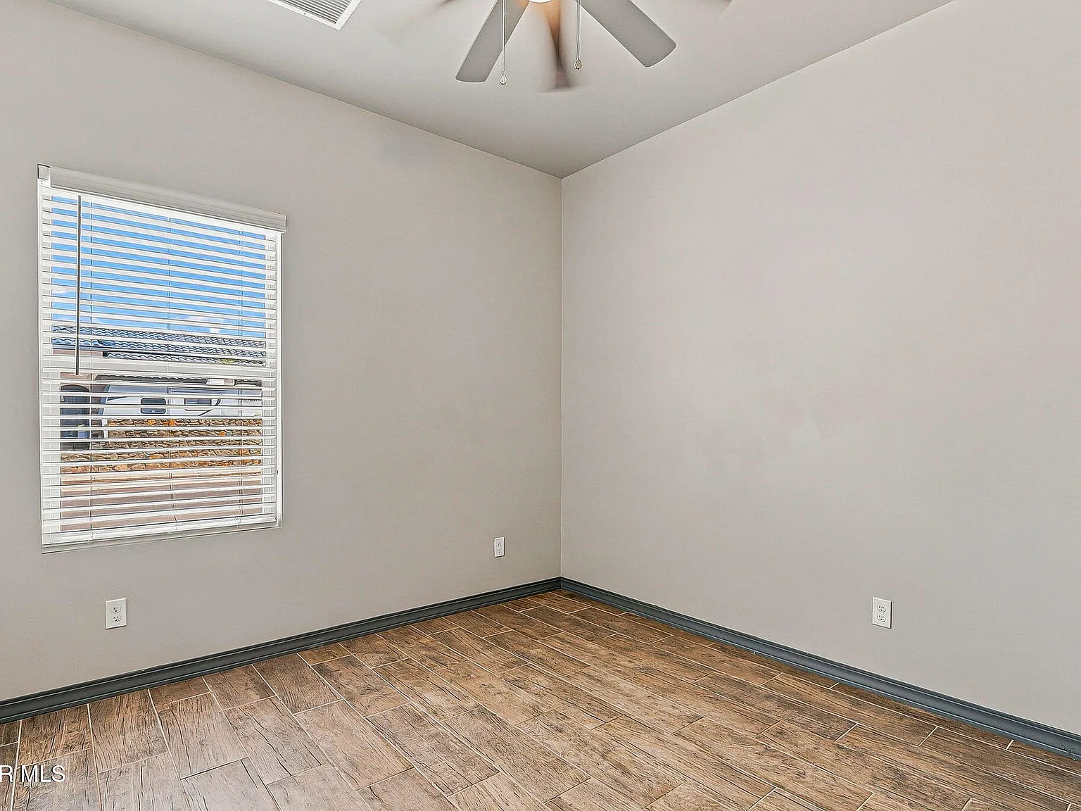 4 bed, 2.5 bath, 1823 sqft, $1,950 — Photo 4
