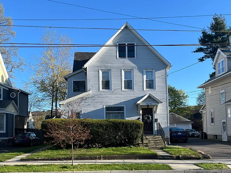 61 Lincoln Ave #1 — Photo 16
