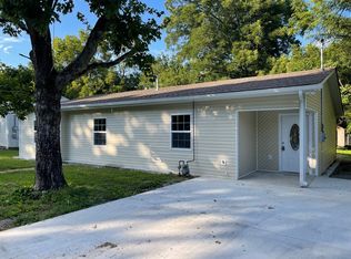107 S Gentry St, Tullahoma, TN 37388